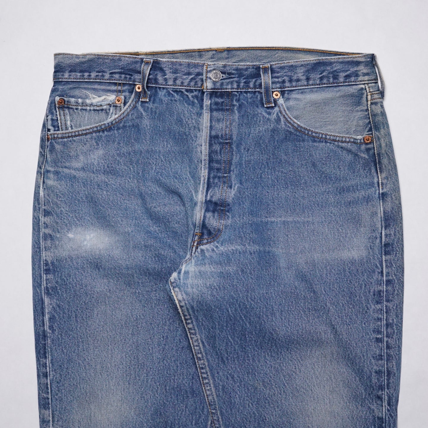 1990s Levi 501 "Stone" Size: 34W/31L