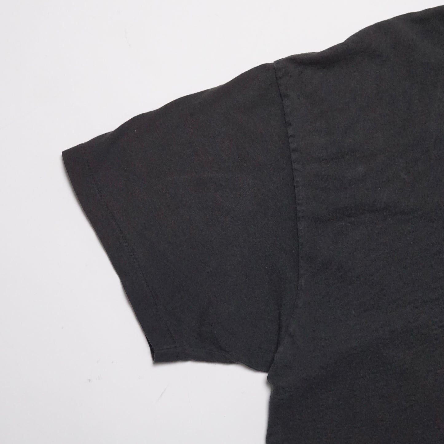 1990s Blank “Black” Size: M