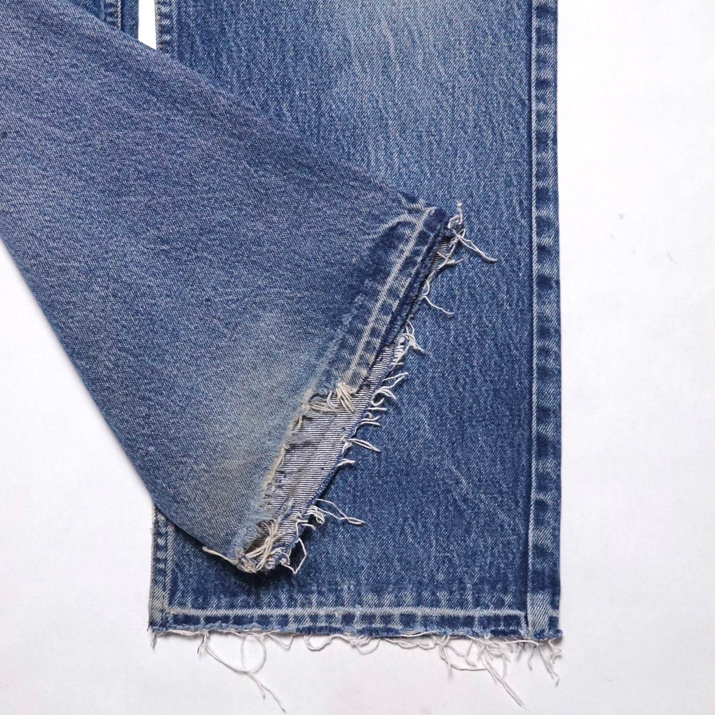 1990s Levi 517 "Sand" Size: 37W/27L