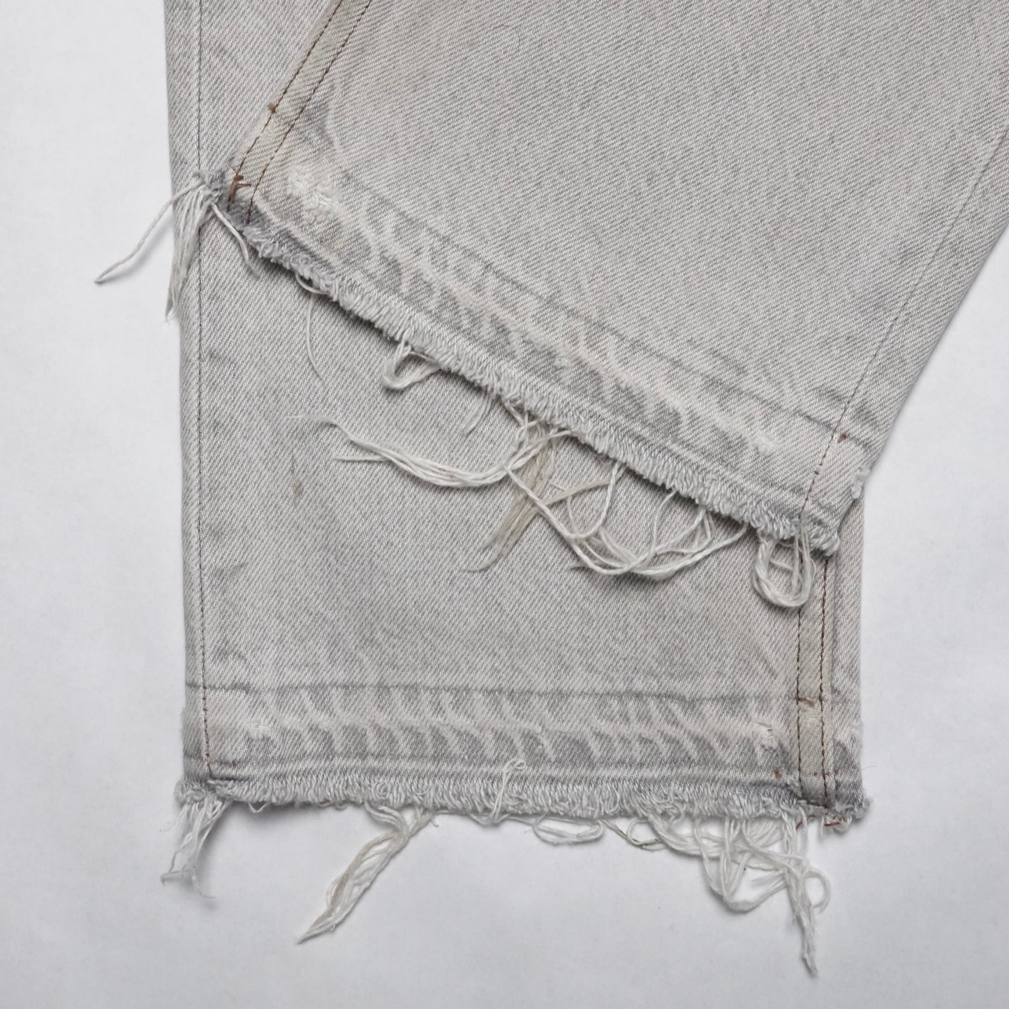 1980s Levi 501 "Grey" Size: 31W/30L