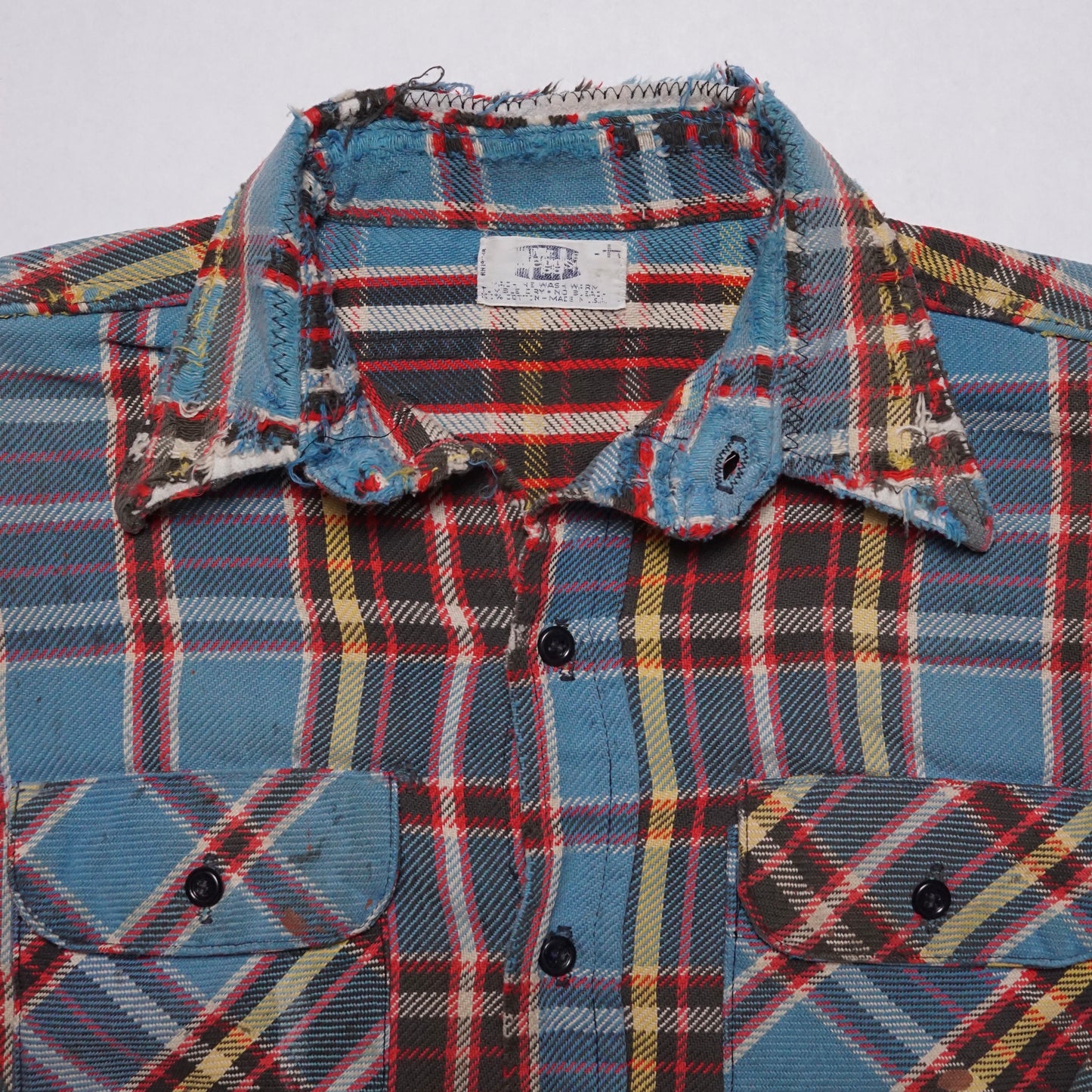 1970s Cotton Flannel "Distressed" Size: L