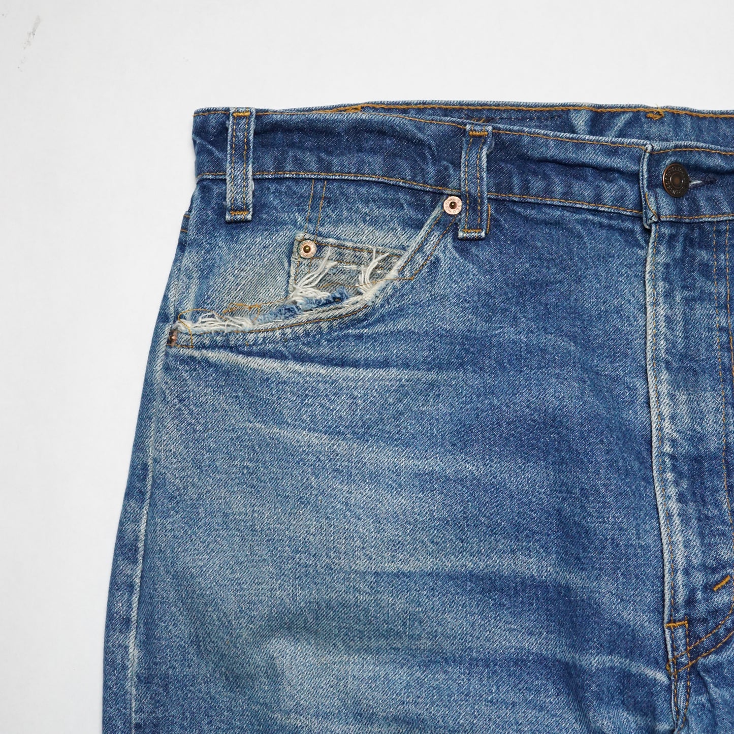 1980s Levi 505 Orange Tab "Faded" Size: 37W/32L