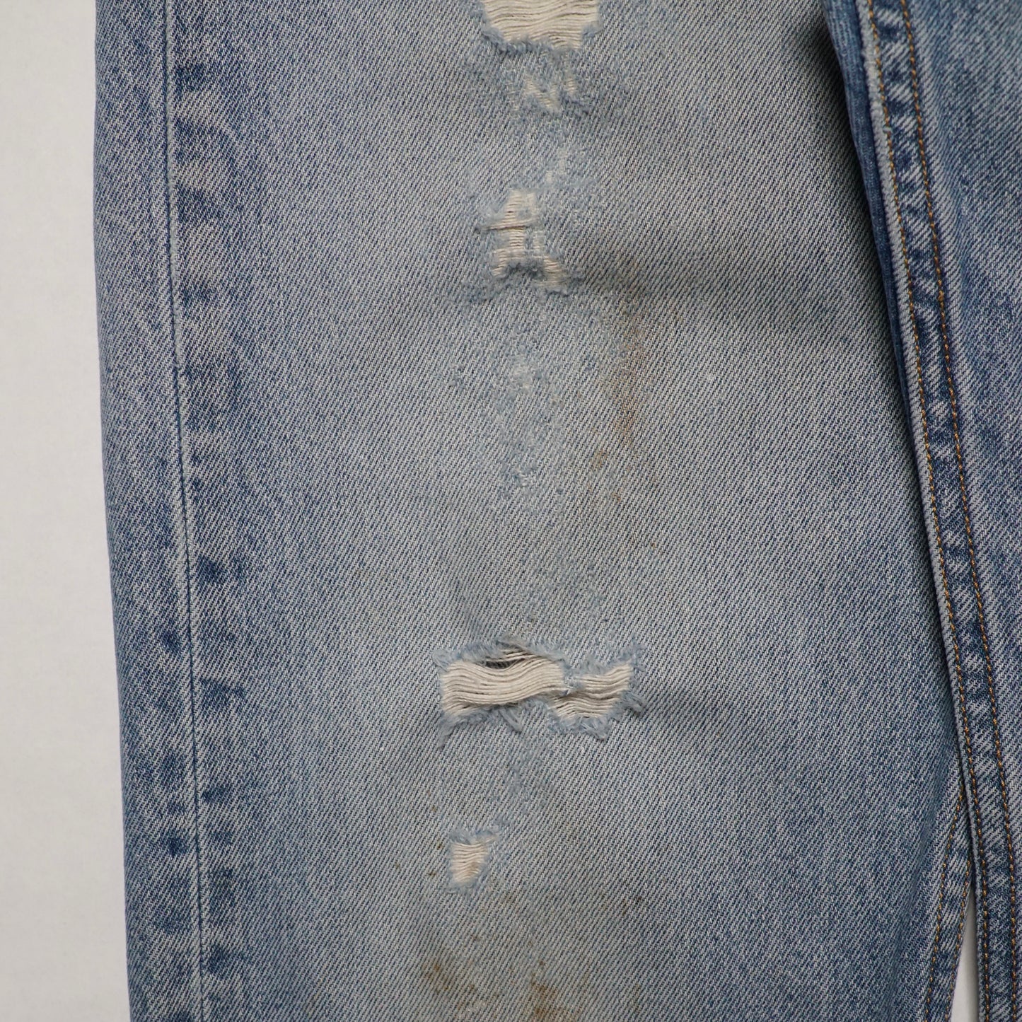 1990s Levi 501 "Light Wash" Size: 32W/29L
