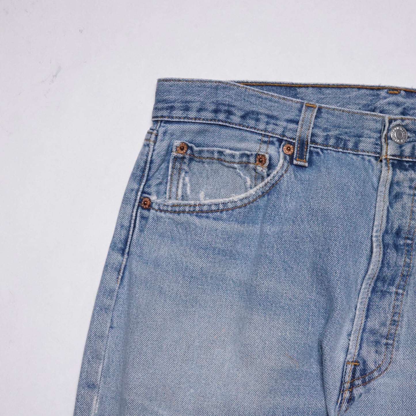 1990s Levi 501 "Distressed" Size: 33W/35L