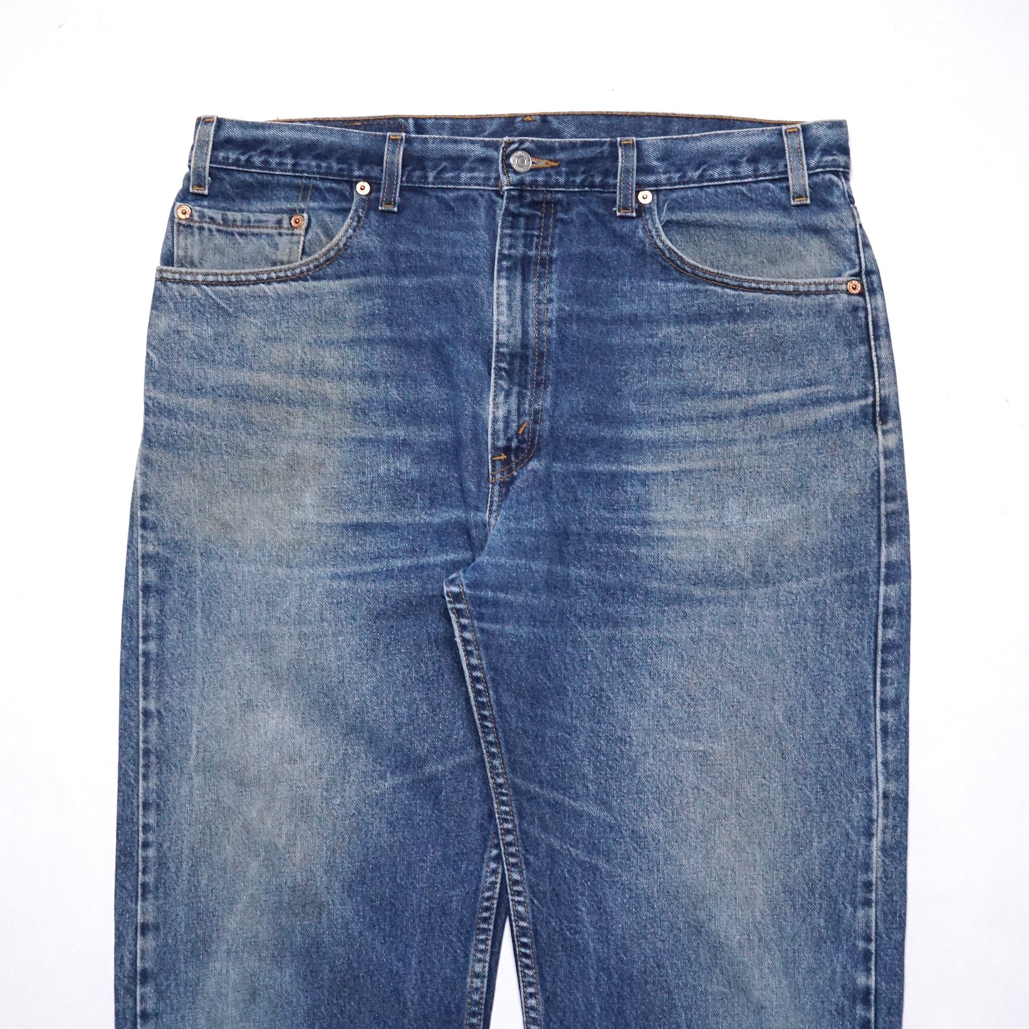 1990s Levi 505 "Sand" Size: 37W/32L
