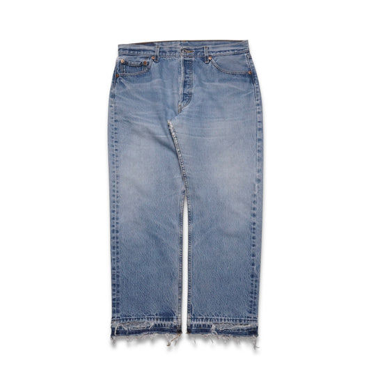 2000s Levi 501 "Light Wash" Size: 35W/29L