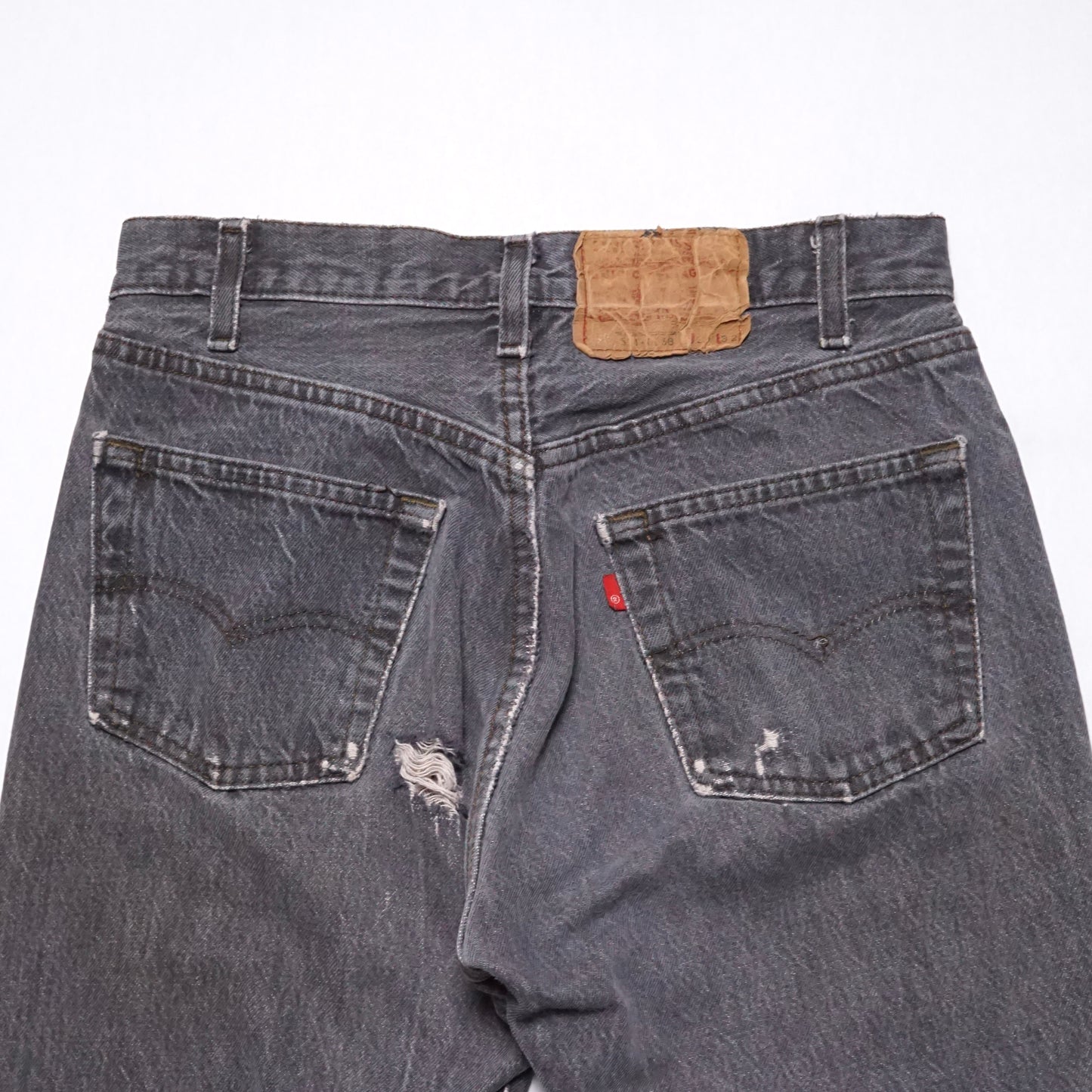 1980s Levi 501 "Grey" Size: 28W/28L