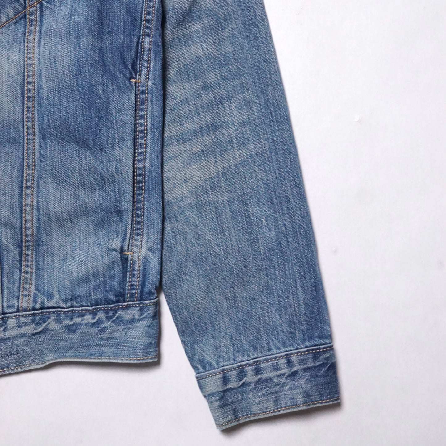 2000s Levi Type 3 Denim Jacket Size: M