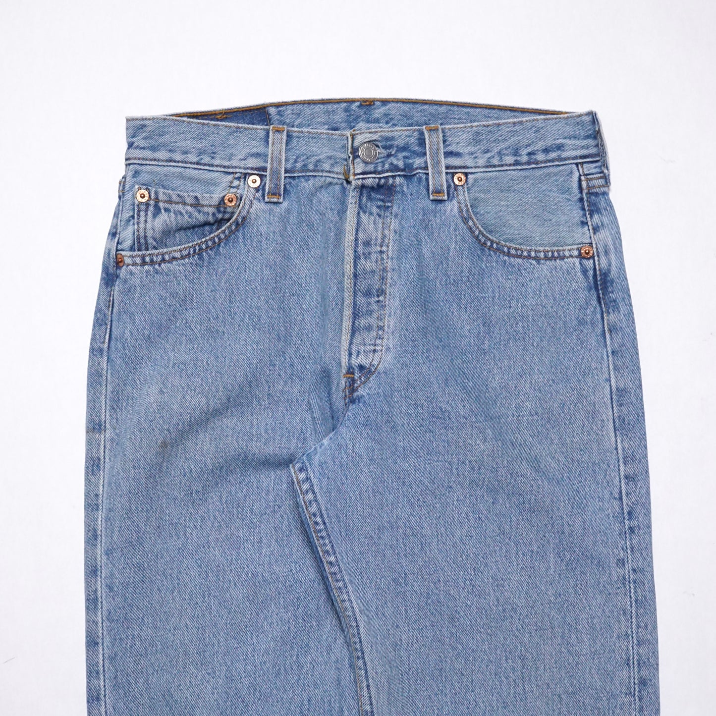 1990s Levi 501 "Light Wash" Size: 29W/30L