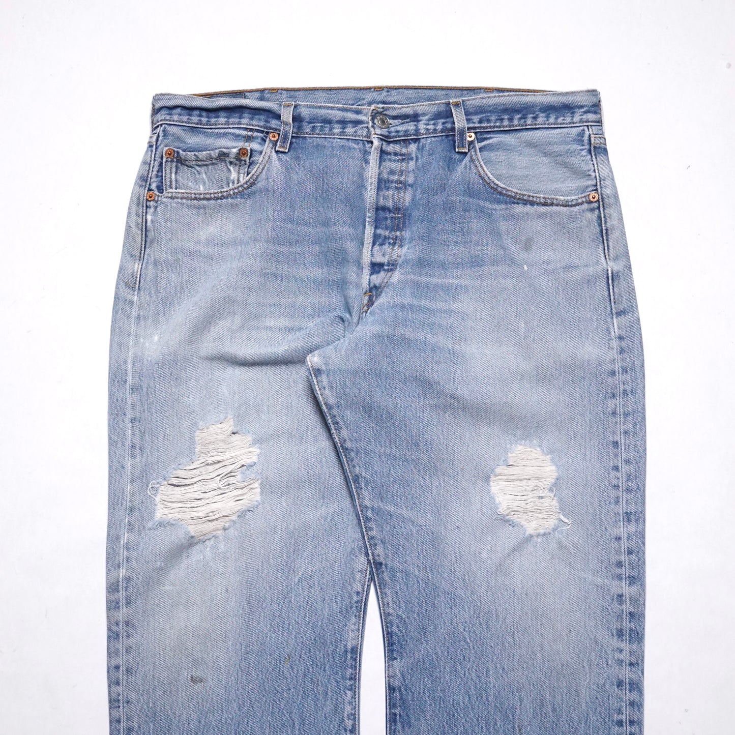 2000s Levi 501 "Distressed" Size: 37W/29L