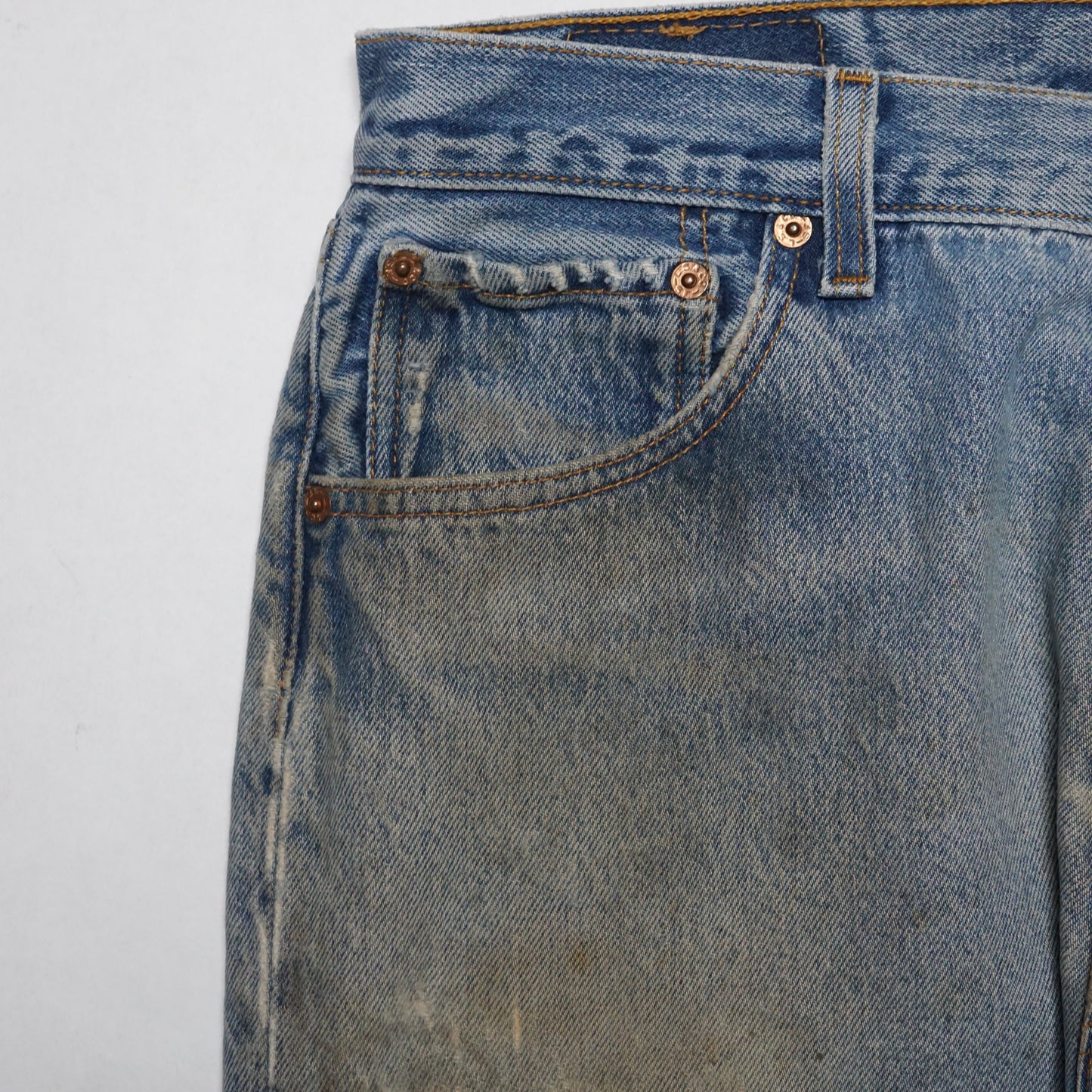 1990s Levi 501 "Mud" Size: 34W/31L