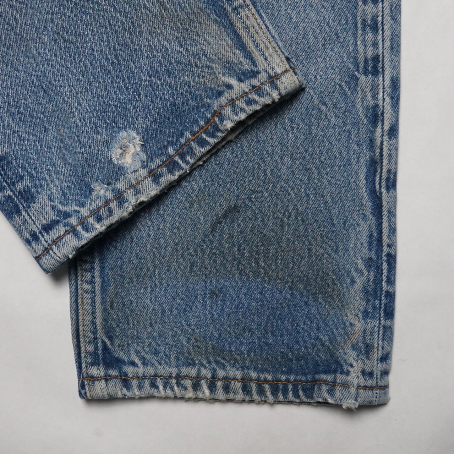 1990s Levi 501 "Mud" Size: 34W/31L