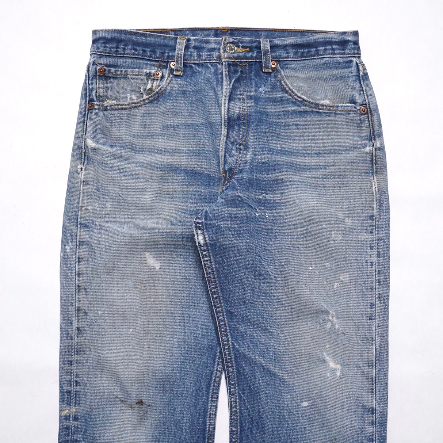 2000s Levi 501 “Distressed” Size: 31W/29L