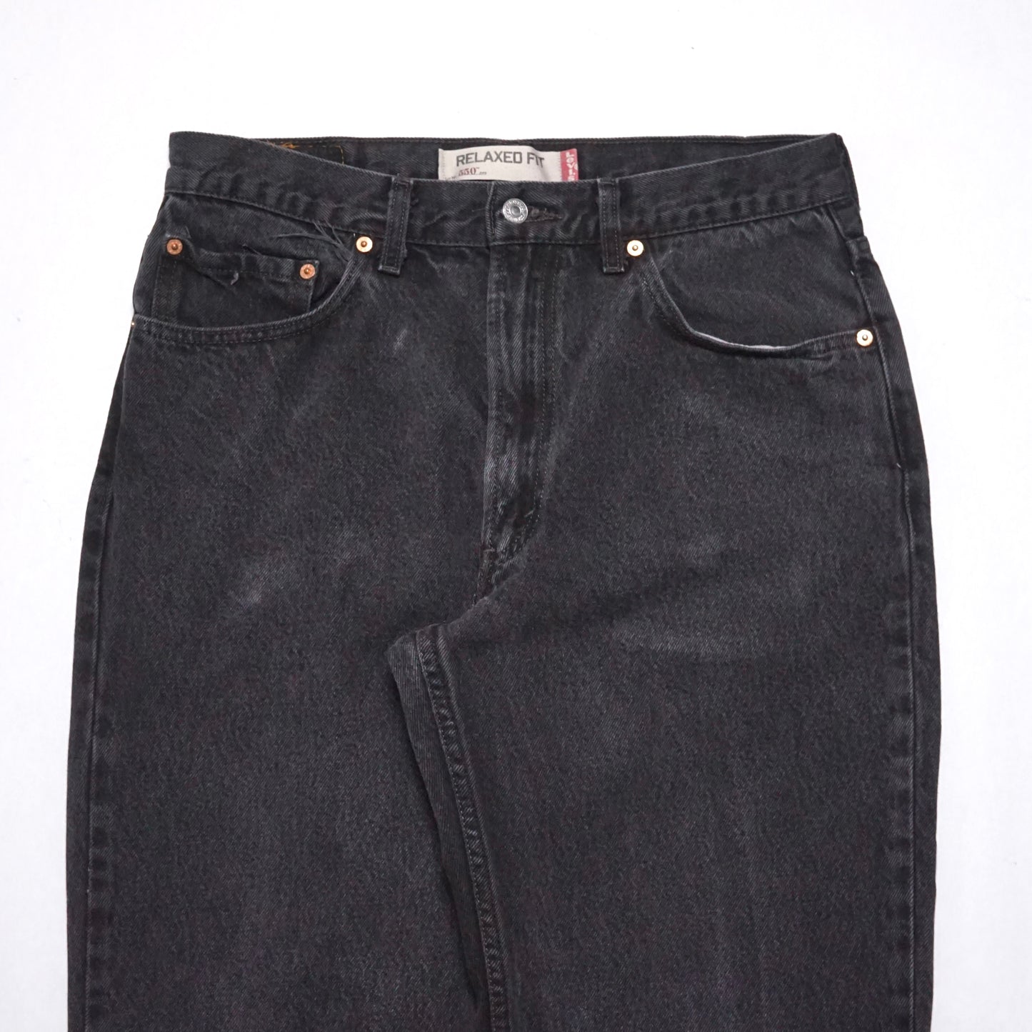 2000s Levi 550 "Faded" Size: 33W/30L