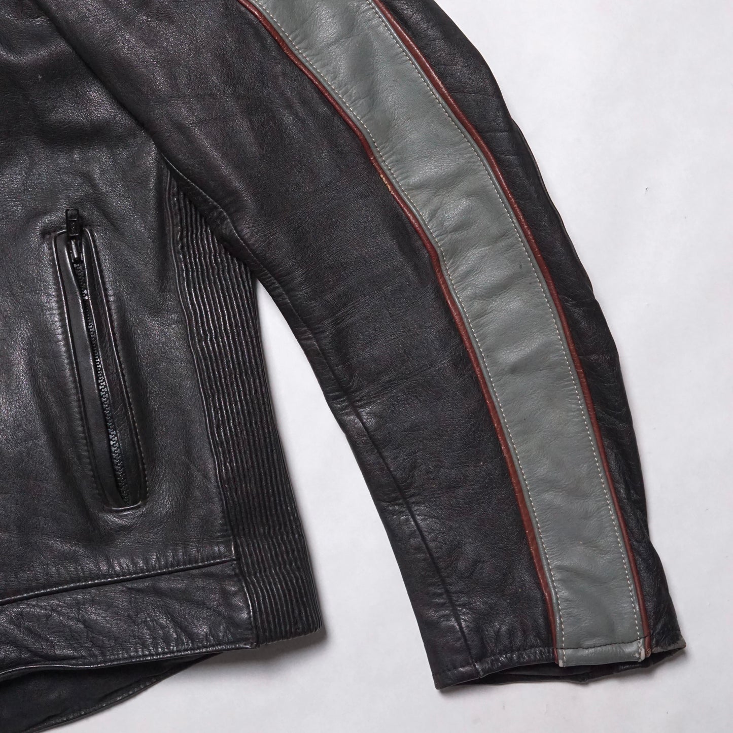 1980s Spartan Racer Leather Jacket Size: L/XL