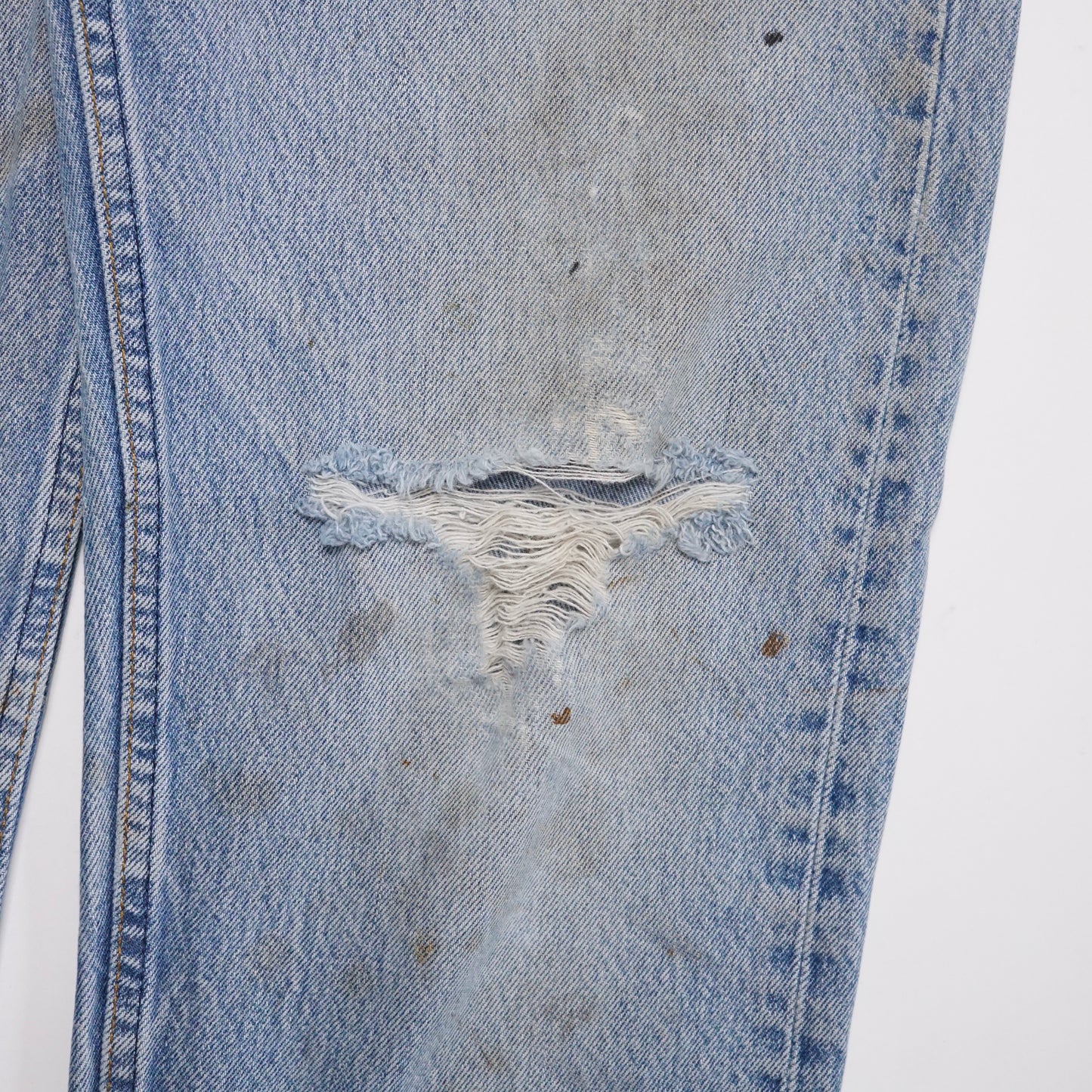 1980s Levi 501 "Distressed" Size: 32W/31L