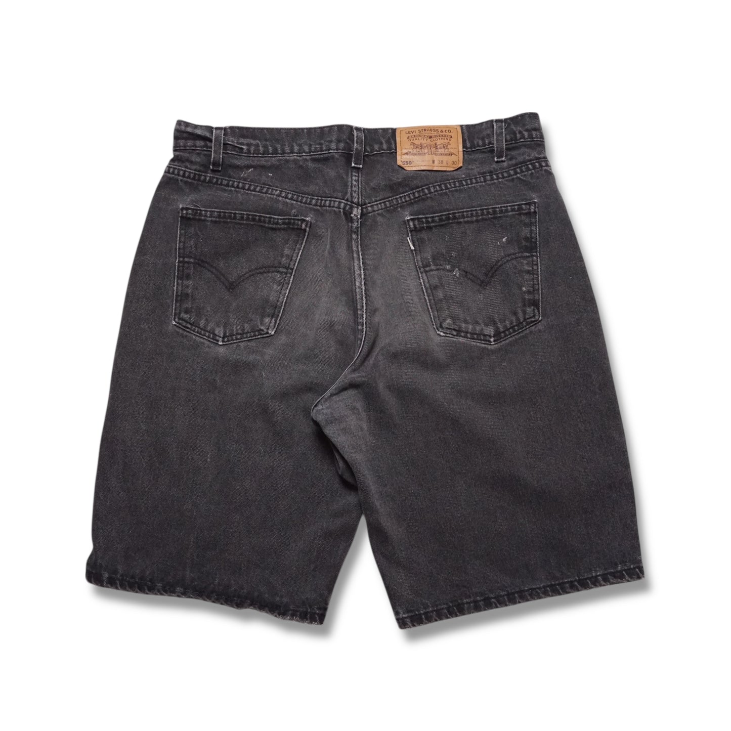 1990s Levi 550 Denim Short “Faded” Size: 37W