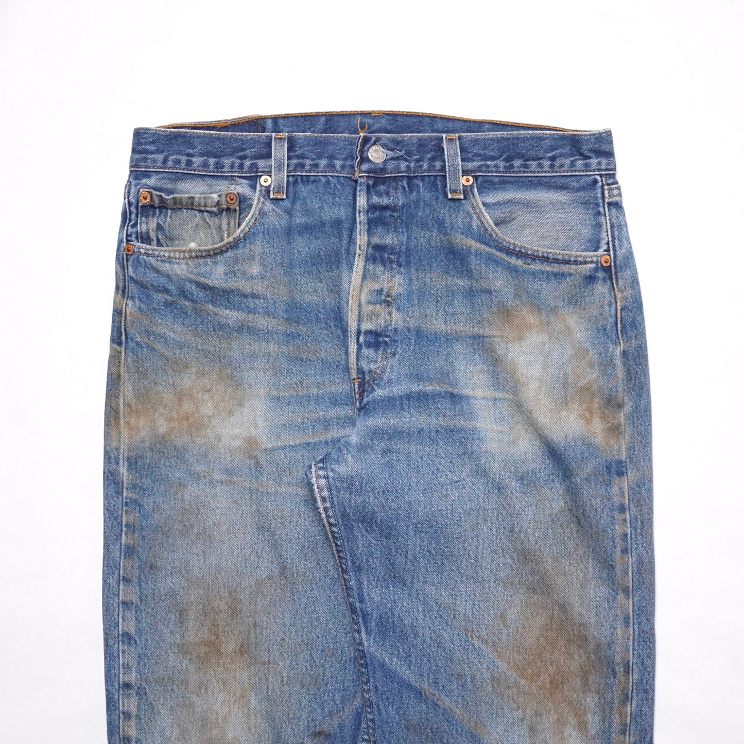 1990s Levi 501 "Dirt" Size: 34W/32L