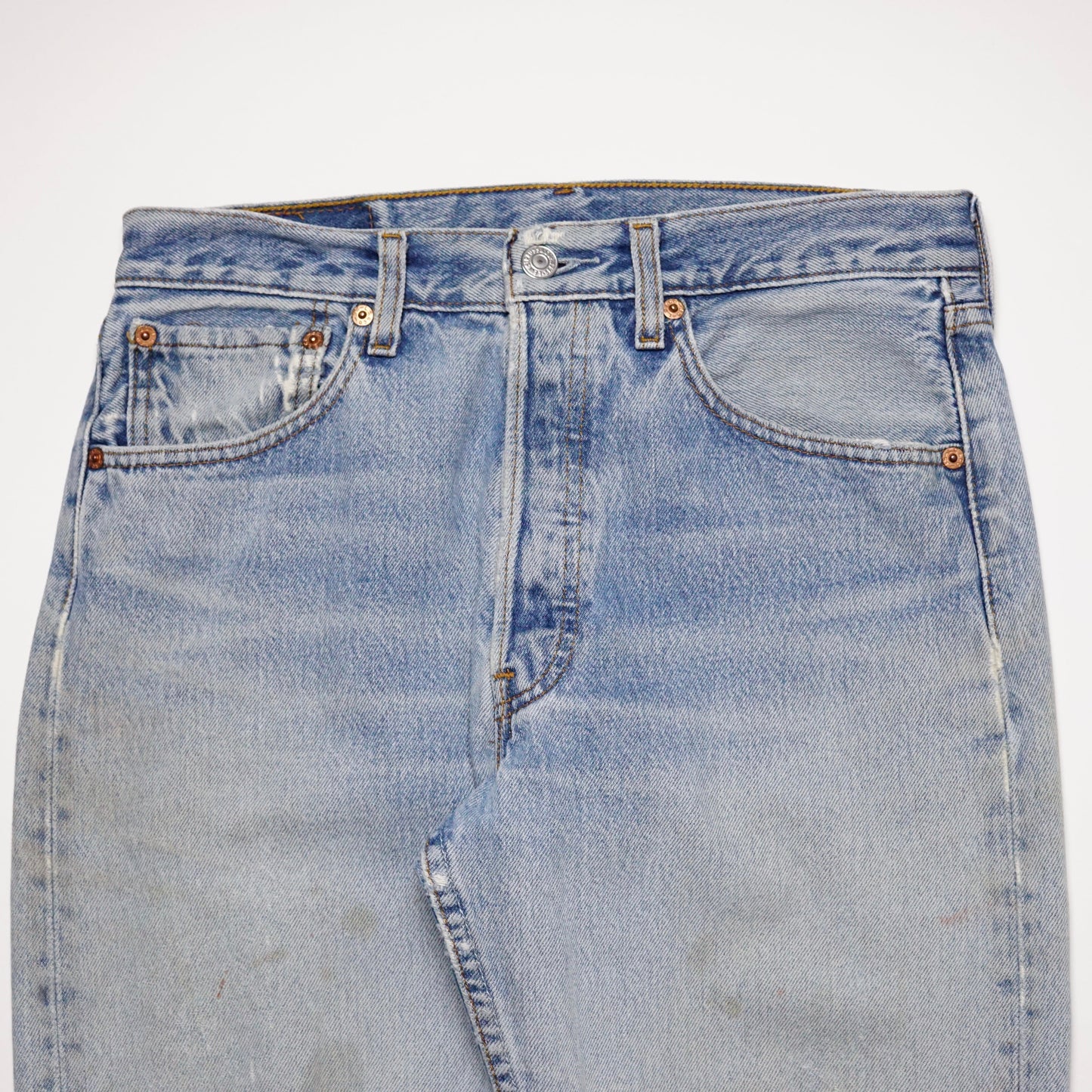 1990s Levi 501 "Light Wash" Size: 29W/30L