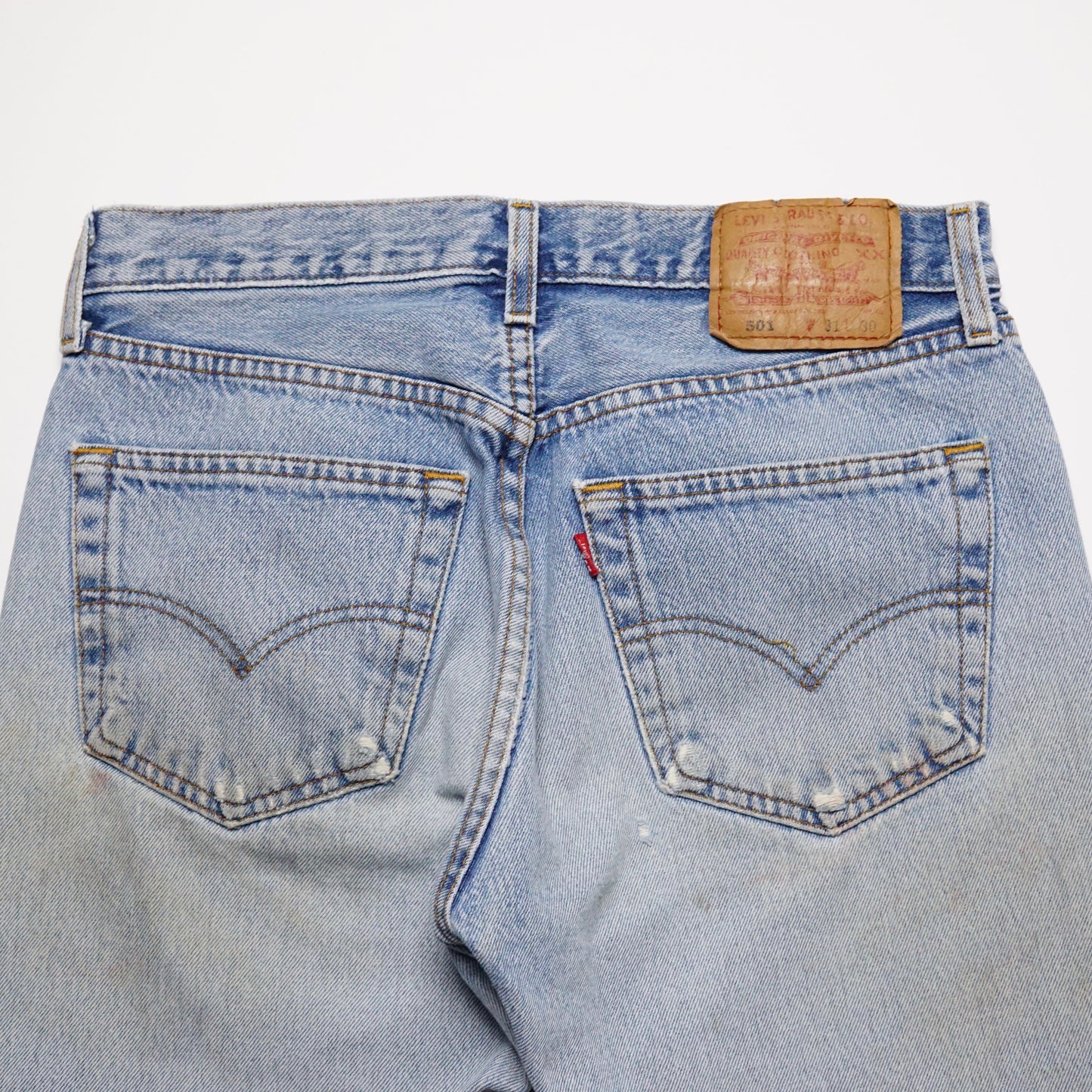 1990s Levi 501 "Light Wash" Size: 29W/30L