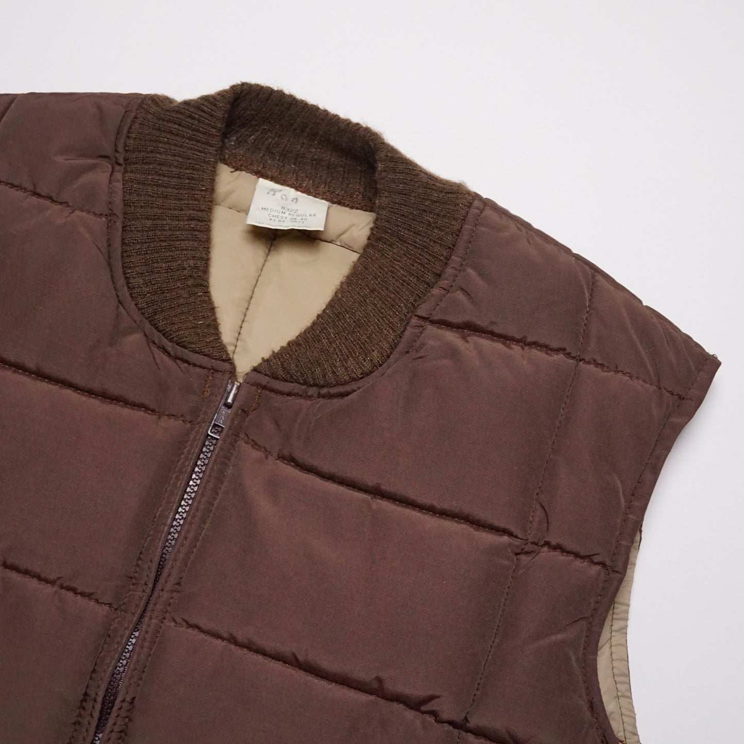 1990s Walls Puffer Vest "Brown" Size: M